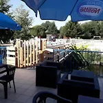 Bois 4 Domaine Les Epinettes 营地