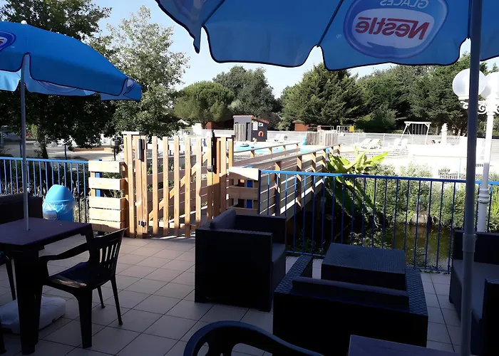 Bois 4 Domaine Les Epinettes Saint-Gervais (Vendee)