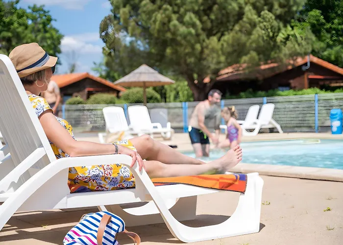 Bois 4 Domaine Les Epinettes * Saint-Gervais (Vendee)